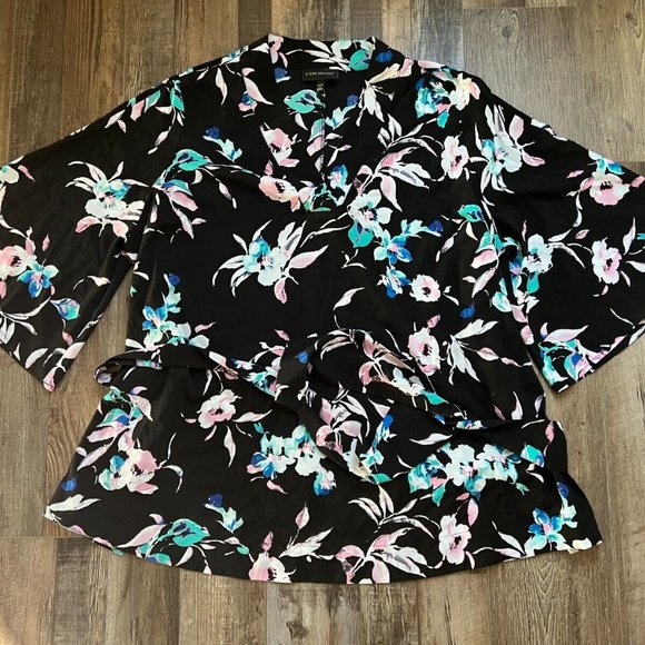Lane Bryant Women Plus Size Black Floral Tunic Blouse Belt Tie Size 22/24 - Picture 4 of 10